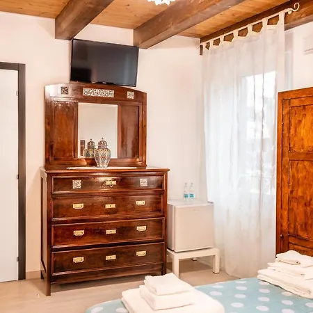 לינה וארוחת בוקר La Casa Di Santino