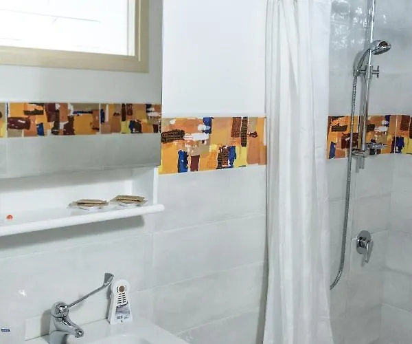 La Casa Di Santino קומאקיו